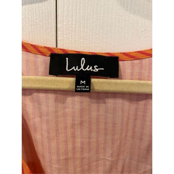 Lulus Sunshine Dreamer Coral Striped Wrap Midi Dress Size M NWT - Picture 8 of 11